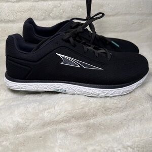 ❌SOLD❌Altra Sneakers Womens 12 Escalante 2 ALW1933G000 Black Running Athletic